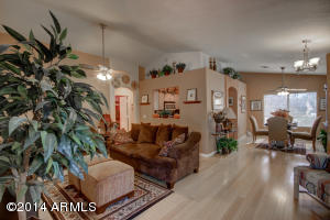 2232 E Aire Libre Ave, Phoenix, AZ 85022 photo 4