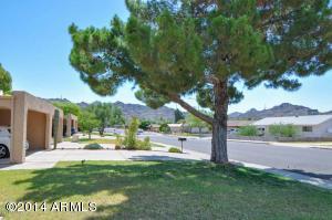 906 E Beryl Ave, Phoenix, AZ 85020 photo 1