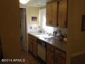 906 E Beryl Ave, Phoenix, AZ 85020 photo 8