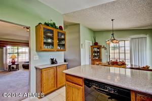 5139 E Bannock St, Phoenix, AZ 85044 photo 4