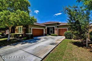 3846 E Marlene Dr, Gilbert, AZ 85296 photo 1