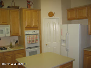962 S Parkcrest St, Gilbert, AZ 85296 photo 12