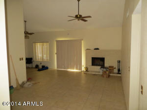 2009 E Sheena Dr, Phoenix, AZ 85022 photo 2