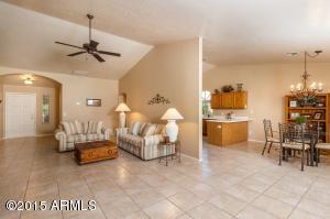 1060 E Vaughn Ave, Gilbert, AZ 85234 photo 4
