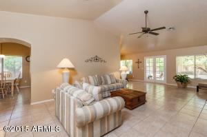 1060 E Vaughn Ave, Gilbert, AZ 85234 photo 5