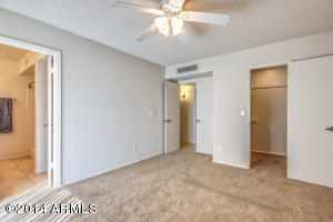 1041 E Meadow Ln, Phoenix, AZ 85022 photo 18