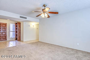 1041 E Meadow Ln, Phoenix, AZ 85022 photo 8