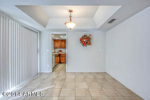 1041 E Meadow Ln, Phoenix, AZ 85022 photo 12