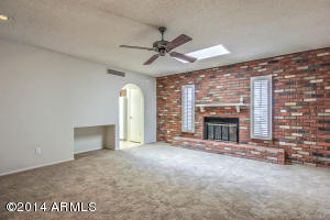 1041 E Meadow Ln, Phoenix, AZ 85022 photo 17