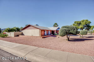 1041 E Meadow Ln, Phoenix, AZ 85022 photo 5