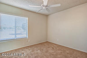 1041 E Meadow Ln, Phoenix, AZ 85022 photo 25
