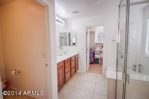 3243 E Meadowview Dr, Gilbert, AZ 85298 photo 18