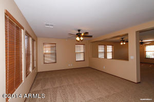 114 E Valley View Dr, Phoenix, AZ 85042 photo 8