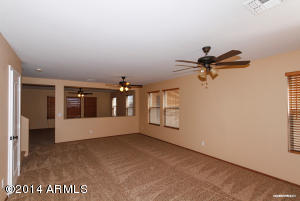 114 E Valley View Dr, Phoenix, AZ 85042 photo 2