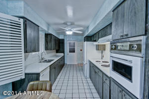 119 E Loma Ln, Phoenix, AZ 85020 photo 9