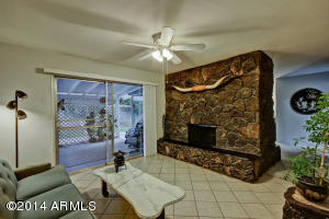 119 E Loma Ln, Phoenix, AZ 85020 photo 7