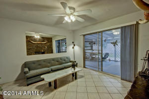 119 E Loma Ln, Phoenix, AZ 85020 photo 6