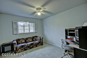 119 E Loma Ln, Phoenix, AZ 85020 photo 12