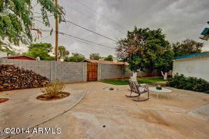 119 E Loma Ln, Phoenix, AZ 85020 photo 17