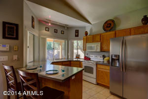 3705 E Topeka Dr, Phoenix, AZ 85050 photo 6