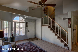 3705 E Topeka Dr, Phoenix, AZ 85050 photo 2