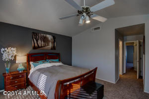 3705 E Topeka Dr, Phoenix, AZ 85050 photo 20