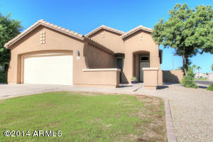2748 E Sherri Dr, Gilbert, AZ 85296 photo 1