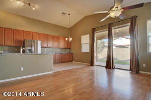 2748 E Sherri Dr, Gilbert, AZ 85296 photo 4
