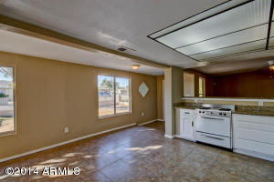 2316 E Lynne Ln, Phoenix, AZ 85042 photo 9
