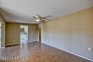 2316 E Lynne Ln, Phoenix, AZ 85042 photo 5