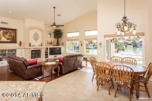 1909 E Willow Tree Ct, Gilbert, AZ 85234 photo 7