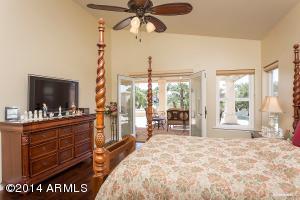 1909 E Willow Tree Ct, Gilbert, AZ 85234 photo 21