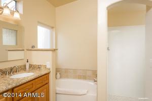 1909 E Willow Tree Ct, Gilbert, AZ 85234 photo 24