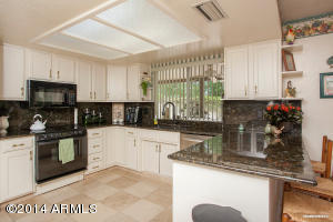30 E Concorda Dr, Tempe, AZ 85282 photo 6