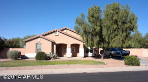 1872 E Megan St, Gilbert, AZ 85295 photo 1