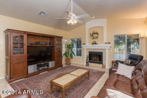 2120 E Clipper Ln, Gilbert, AZ 85234 photo 7