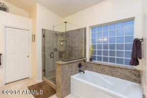 2120 E Clipper Ln, Gilbert, AZ 85234 photo 12