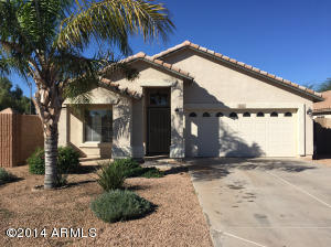 868 S Silverado St, Gilbert, AZ 85296 photo 1