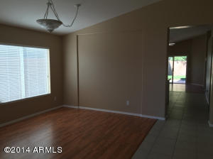 868 S Silverado St, Gilbert, AZ 85296 photo 3