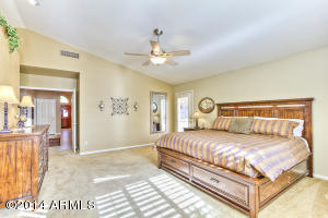 919 W Iris Dr, Gilbert, AZ 85233 photo 11