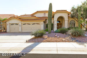 919 W Iris Dr, Gilbert, AZ 85233 photo 1
