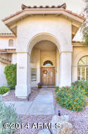 919 W Iris Dr, Gilbert, AZ 85233 photo 2