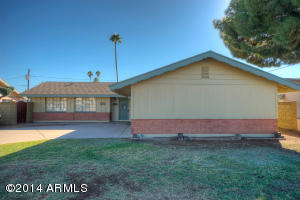 3951 W Orange Dr, Phoenix, AZ 85019 photo 12