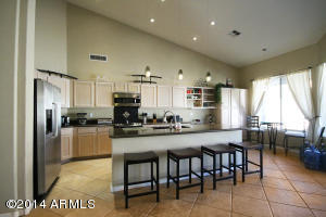 3106 E Hiddenview Dr, Phoenix, AZ 85048 photo 1