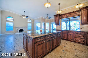 1031 S Copper Key Ct, Gilbert, AZ 85233 photo 7