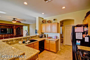 3573 E Meadowview Dr, Gilbert, AZ 85298 photo 6