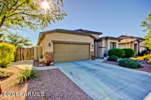 3573 E Meadowview Dr, Gilbert, AZ 85298 photo 1