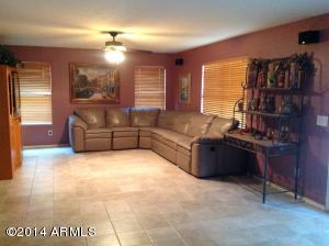 700 E Devon Dr, Gilbert, AZ 85296 photo 4