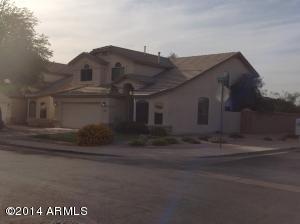 700 E Devon Dr, Gilbert, AZ 85296 photo 1