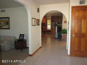 3537 E Modoc Ct, Phoenix, AZ 85044 photo 8